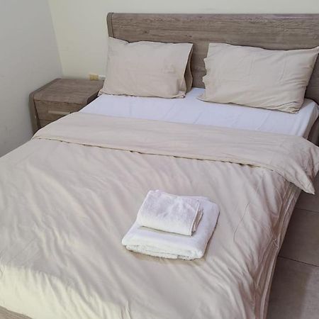 Апартаменты Cozy 2Bhk Near To Dmcc Metro Station -505 Дубай Экстерьер фото