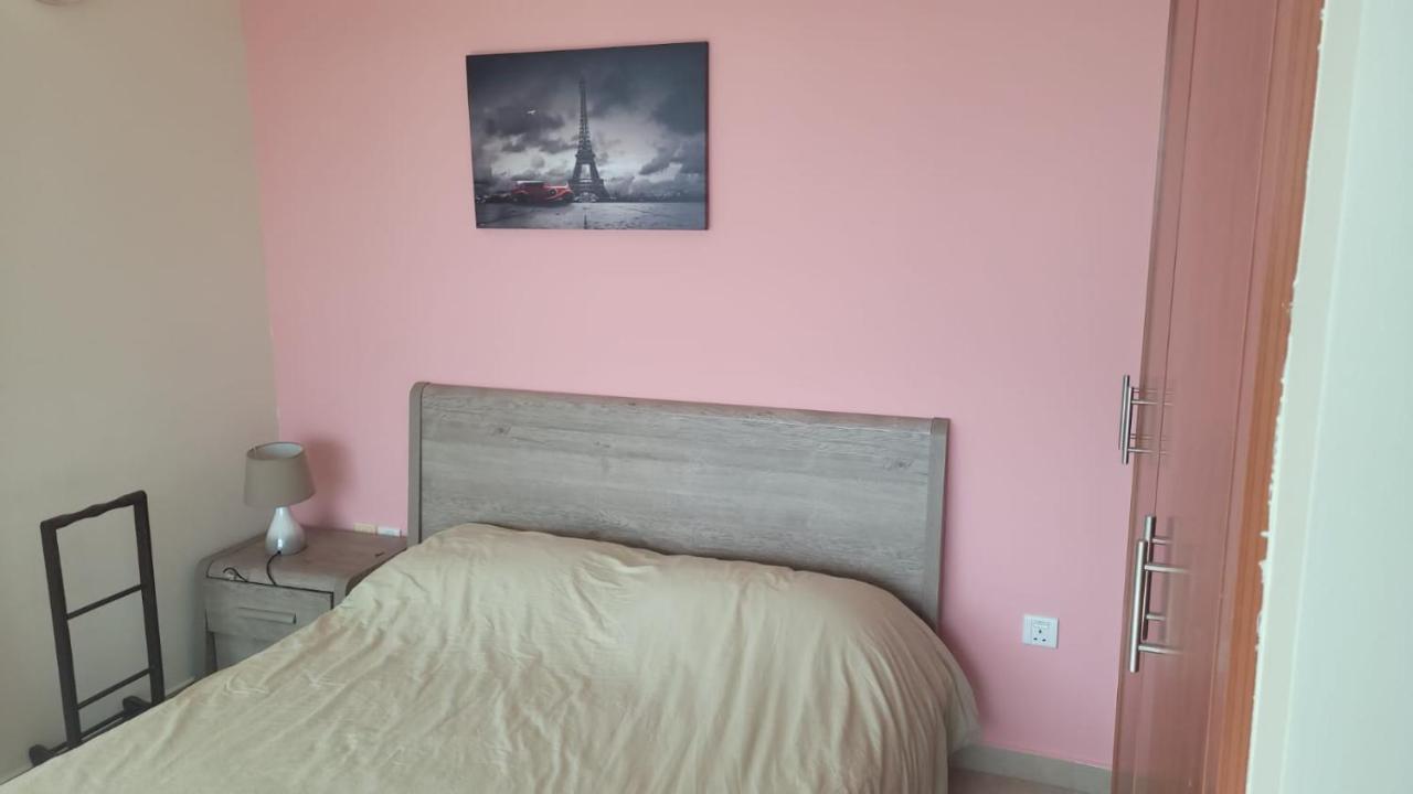 Апартаменты Cozy 2Bhk Near To Dmcc Metro Station -505 Дубай Экстерьер фото